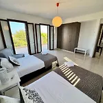 Aurora Gardens Spacious 3 Bedroom In Protaras Villa *