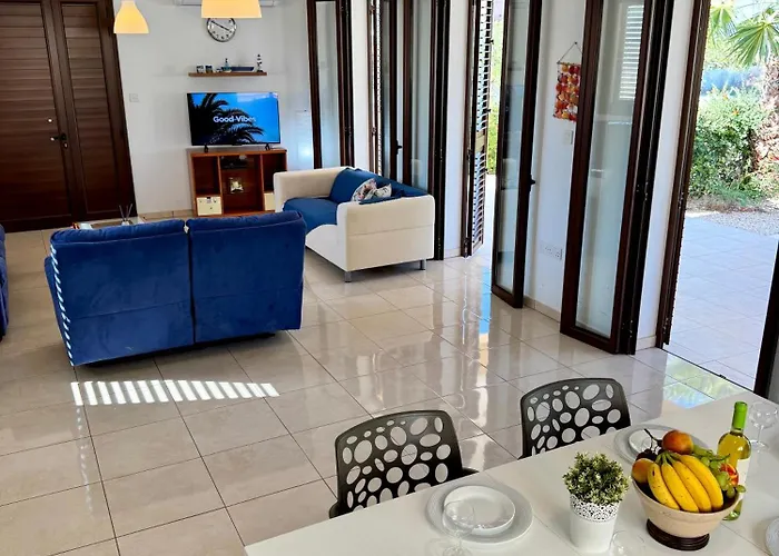 Aurora Gardens Spacious 3 Bedroom In Protaras * パラリムニ