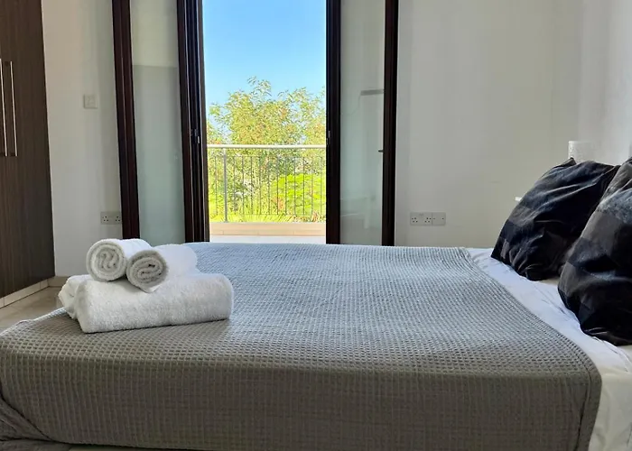 Aurora Gardens Spacious 3 Bedroom In Protaras * パラリムニ