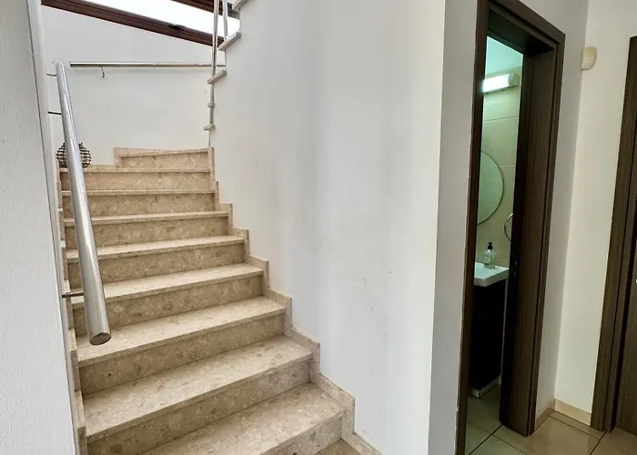 ヴィラ Aurora Gardens Spacious 3 Bedroom In Protaras パラリムニ