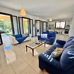 Aurora Gardens Spacious 3 Bedroom In Protaras