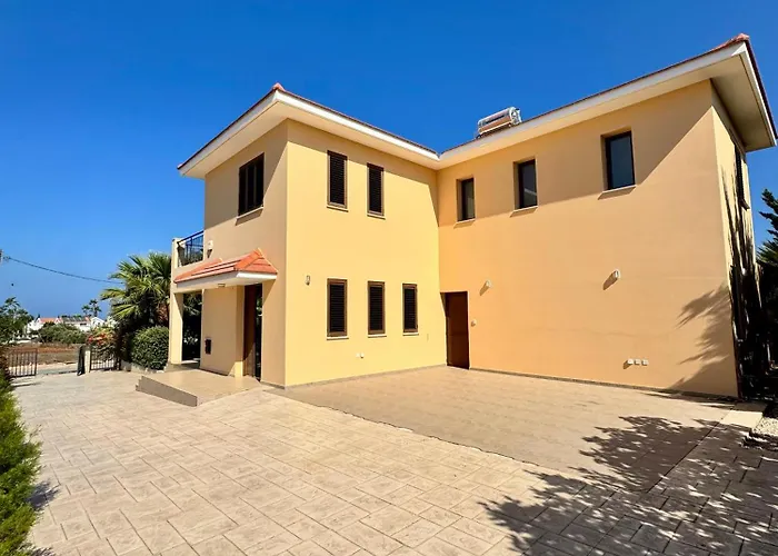 Вилла Aurora Gardens Spacious 3 Bedroom In Protaras