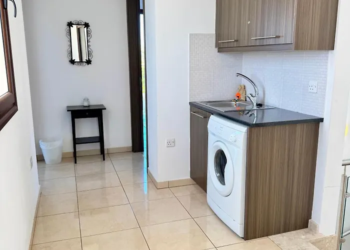 Aurora Gardens Spacious 3 Bedroom In Protaras Паралимни