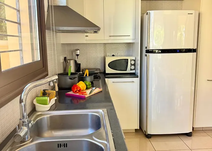 Вилла Aurora Gardens Spacious 3 Bedroom In Protaras *